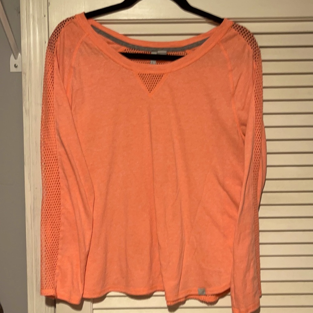 BCG- Coral light weight too/ mesh on side sleeves